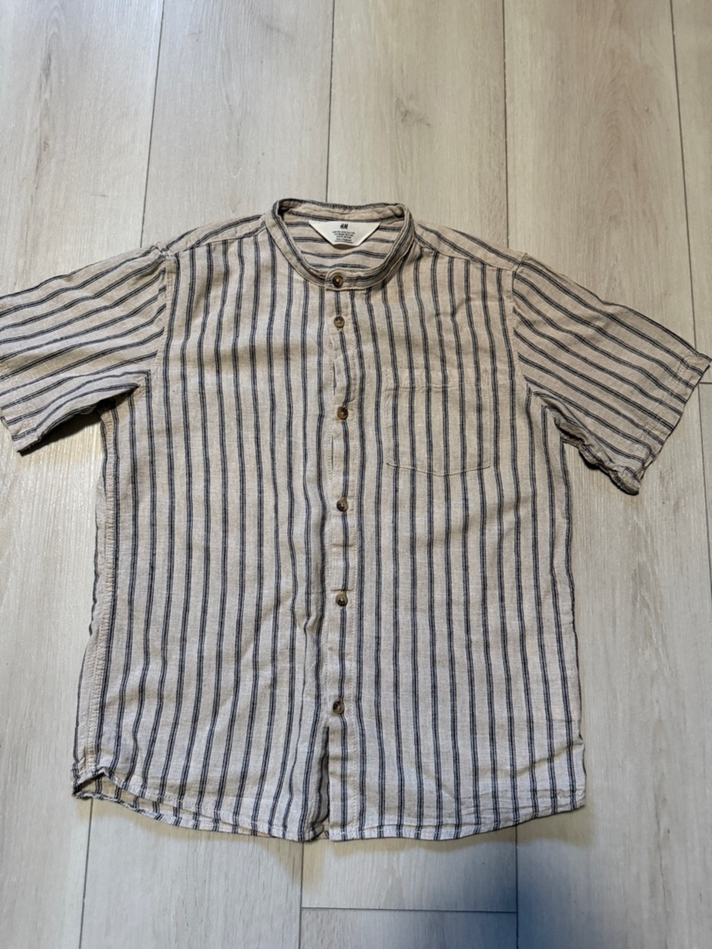 H&M Boys Cream Short-Sleeve Button-Up Band Collar Shirt with Navy Stripes size10